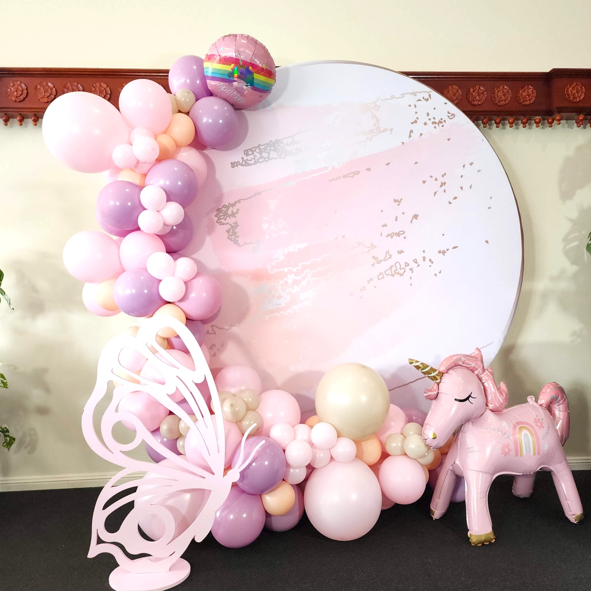 Custom balloons co Canberra